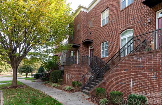 246 Harbour Place Drive Gallery 3