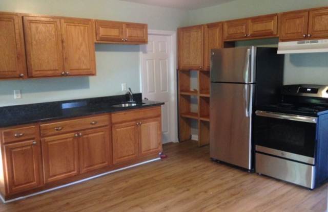 119 Maltby St FL #3 Gallery 2