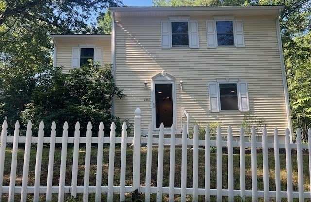 2360 Main St Lancaster, photos photos