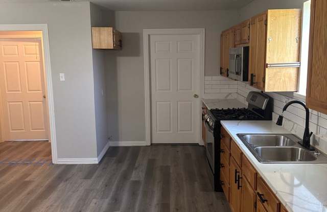 8280 S State Hwy 78 Unit #2 photos photos