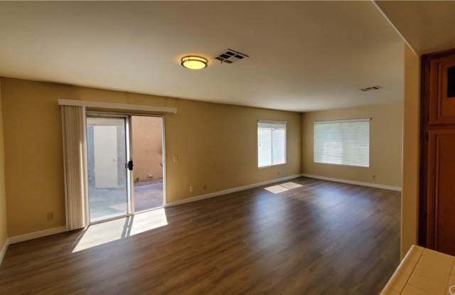 14704 Moon Crest Lane Gallery 4