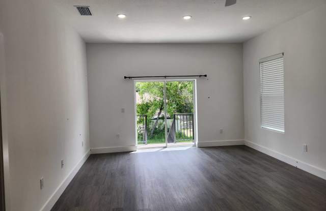 309 Lakewood Ln Gallery 4