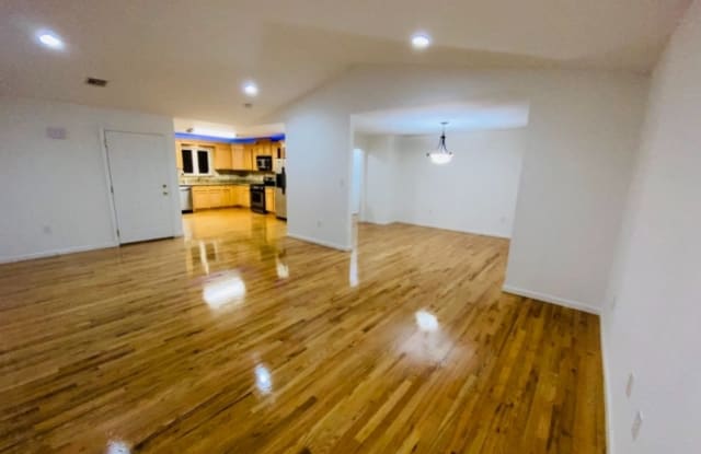25 E 13TH ST - 25 East 13th Street, Linden, NJ 07036