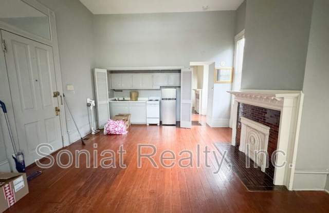 3707 Camp St. Gallery 3
