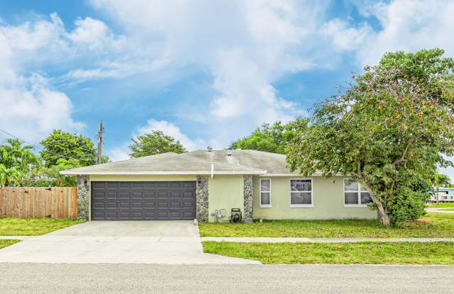 1518 Lee Court photos photos