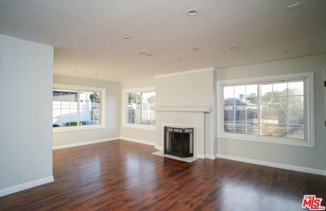 6840 Nestle Ave photos photos