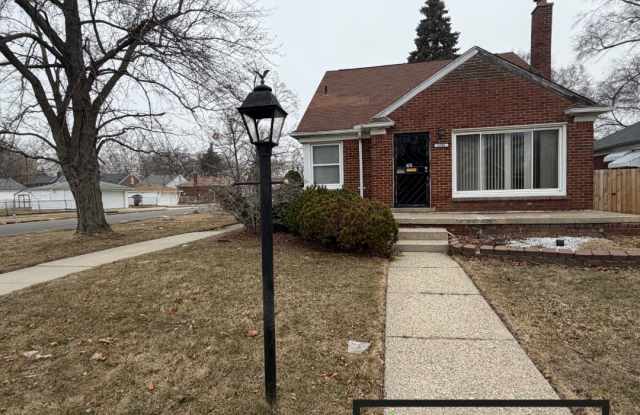 Excellent 3 Bed 1.5 Bath with basement  garage only $1,250/mo! Open House Friday March 20th photos photos
