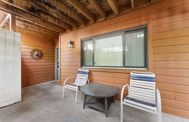 193 Avondale Drive - 3Unit #3 Gallery 4