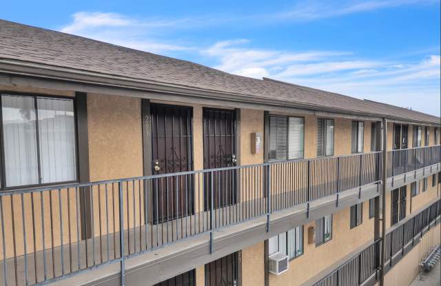 8th Street Residences Gallery 3