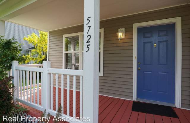 5725 33rd Ave S - 5725 33rd Avenue South, Seattle, WA 98118
