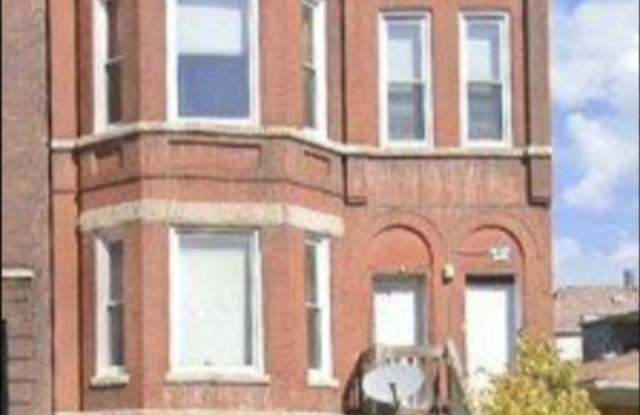 2852 E 91st Street unit: 2 photos photos