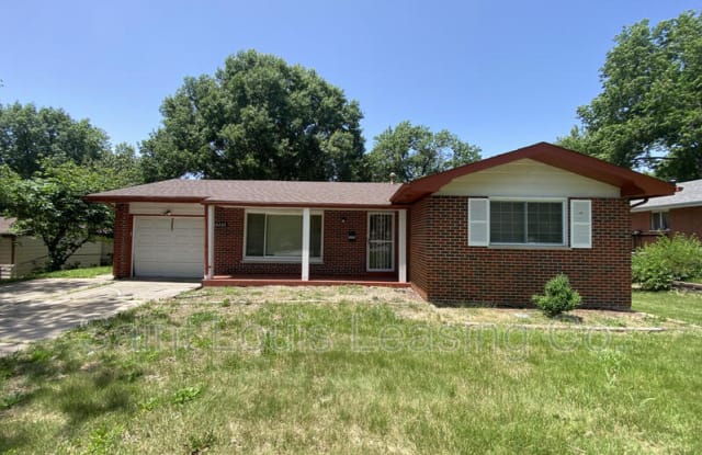 10223 Toelle Ln - 10223 Toelle Ln, Bellefontaine Neighbors, MO 63137