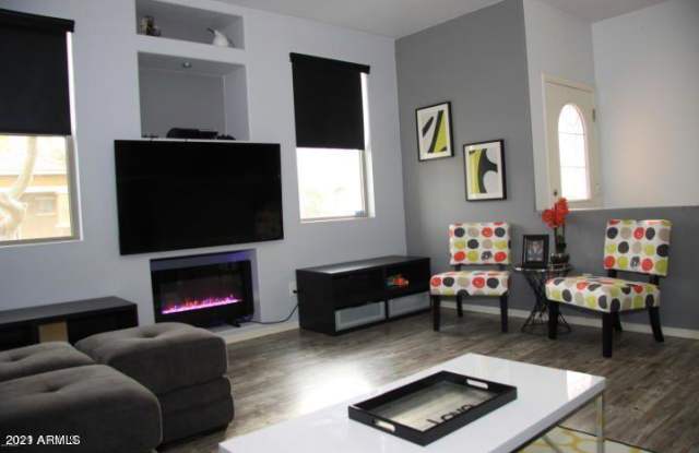 3756 E Kerry Lane Gallery 4