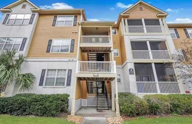 SUMMER MOVE-IN SPECIAL: $250 OFF 1ST MONTH'S RENT!** photos photos