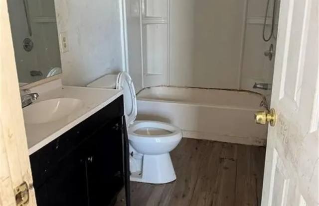For Rent: 3 Bed, 1 Bath Home in Chanute, KS! photos photos