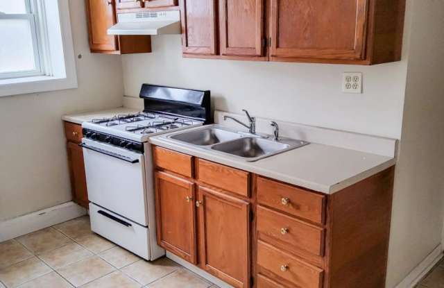 3210 West Beach Ave. photos photos