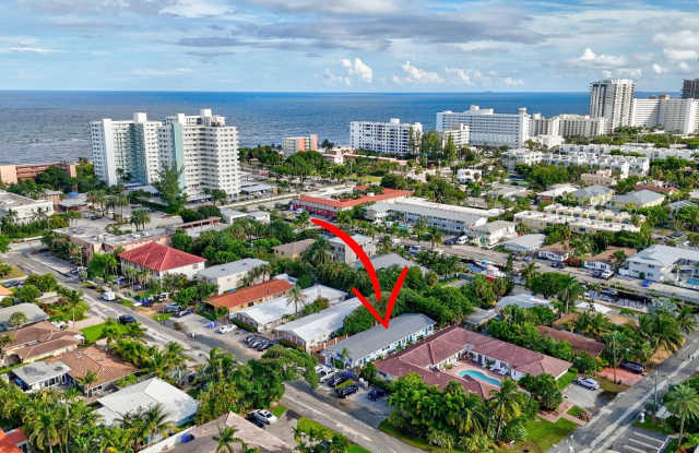 3208 Marine Drive photos photos