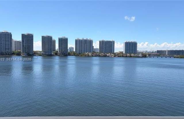 17720 N Bay Rd cu-6C, Sunny Isles Beach, FL 33160 Gallery 3