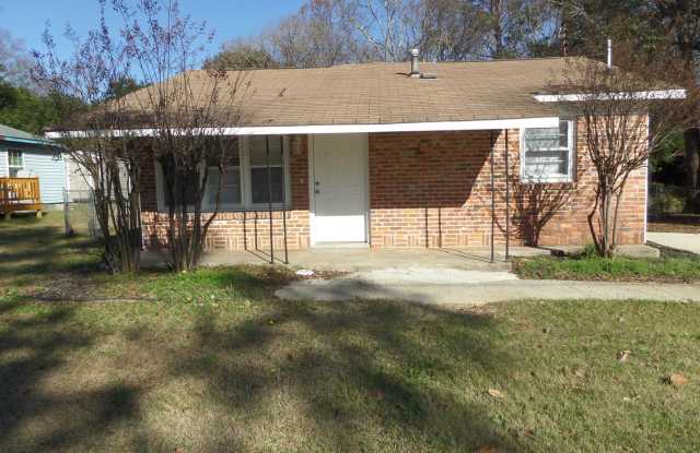 Charming 3BR House in Warner Robins photos photos