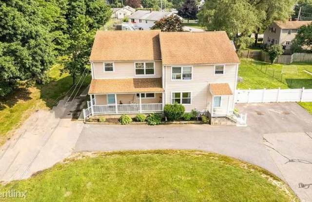 609 Child St - 609 Child Street, Warren, RI 02885