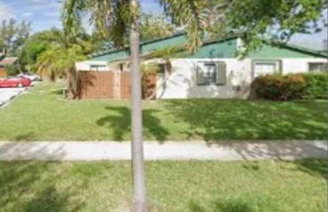 1001 MANOR Drive Gallery 1