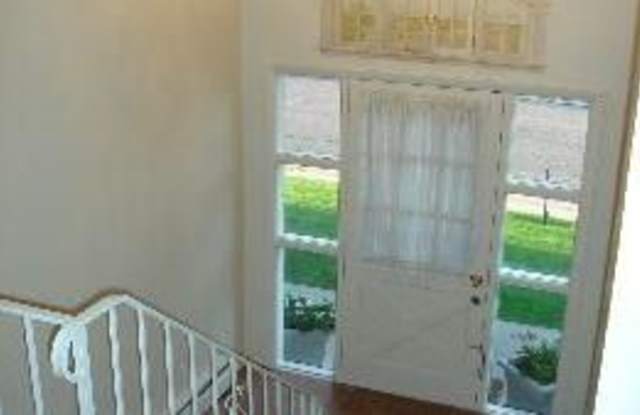 2060 E. Euclid Avenue Gallery 4