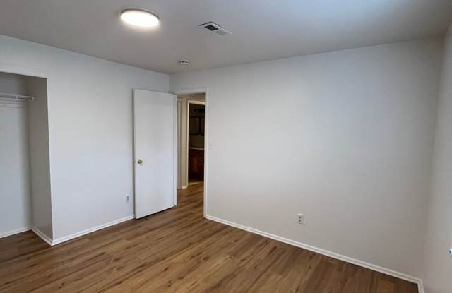 Newly remodeled 3-Bedroom, 1-Bathroom Duplex in Provo, UT Gallery 4