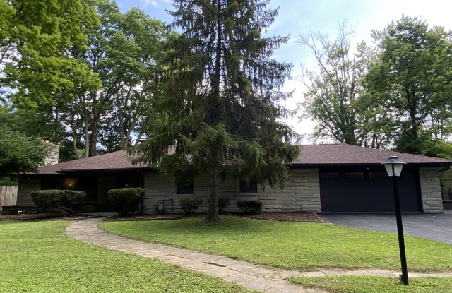 4255 Knollton Road - 4255 Knollton Road, Wynnedale, IN 46228 4255 Knollton Road - 4255 Knollton Road, Wynnedale, IN 46228