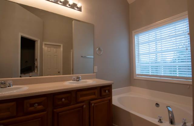 Gorgeous 3 Bedroom, 2 1/2 Bath Home with Bonus Room - 404 Steadham Court, Temple, GA 30179