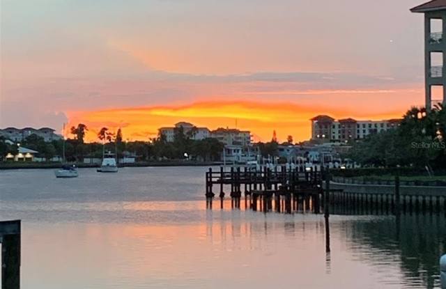 252 DOLPHIN POINT Gallery 2