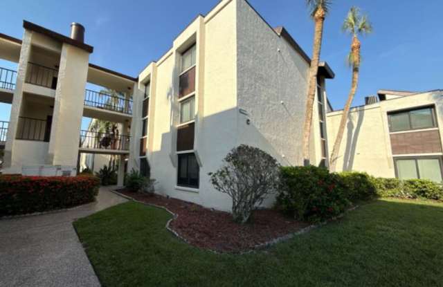 2209 Belleair Rd photos photos