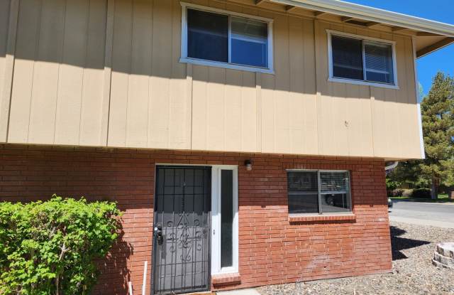 2 Bedroom Townhouse With Great Freeway Access photos photos 2 Bedroom Townhouse With Great Freeway Access photos photos