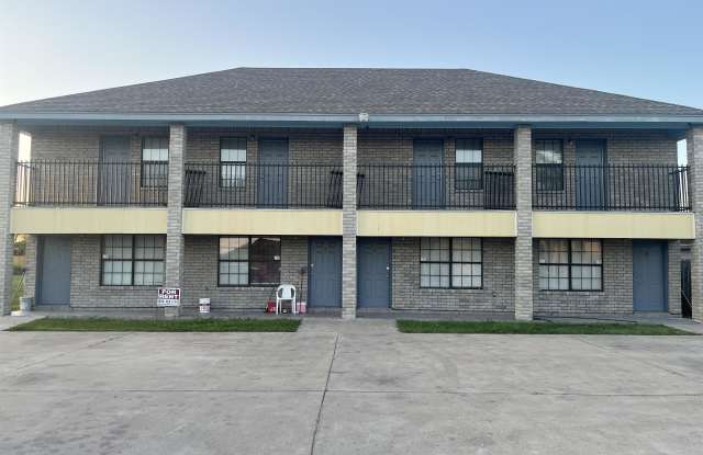 4308 Kings Drive - 3 photos photos