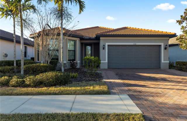 1530 HYSSOP LOOP photos photos