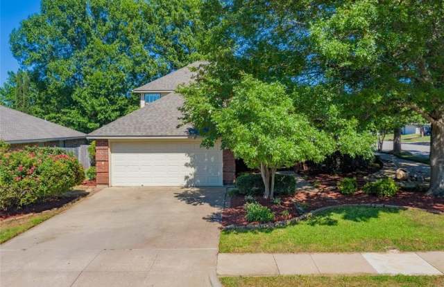 471 Caviness Drive - 471 Caviness Drive, Grapevine, TX 76051
