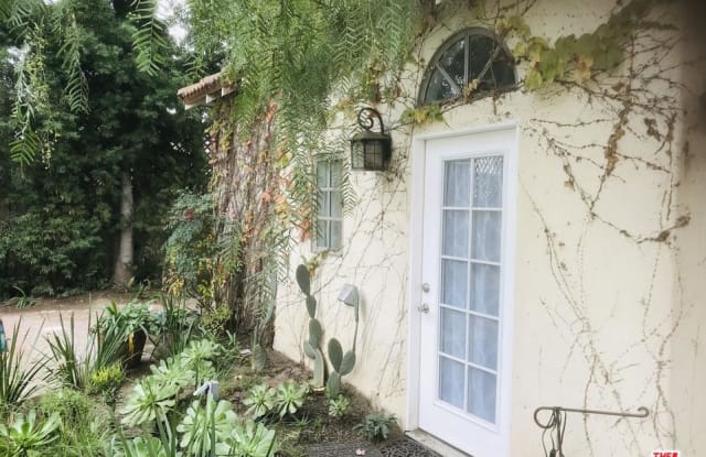 1662 South VICTORIA Avenue - 1662 South Victoria Avenue, Los Angeles, CA 90019