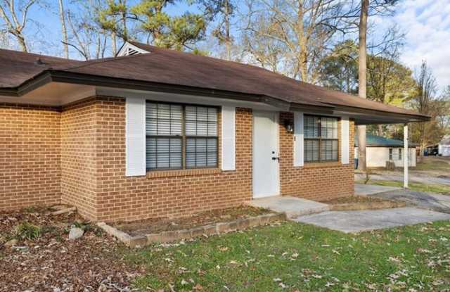 801 4th Avenue East Gallery 4