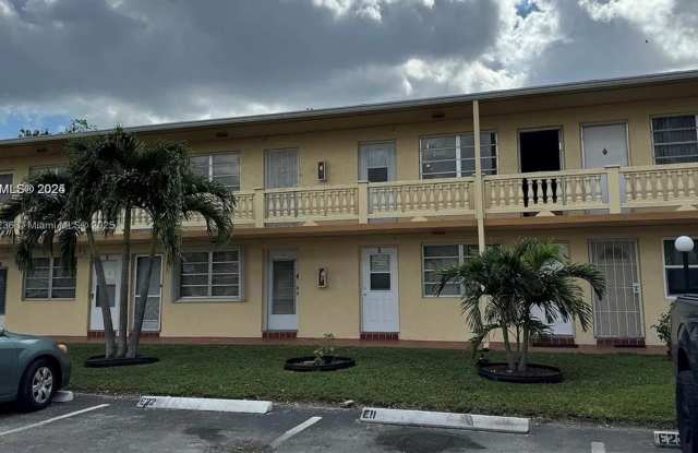 160 NE 203rd Ter - 160 Northeast 203rd Terrace, Miami Gardens, FL 33179