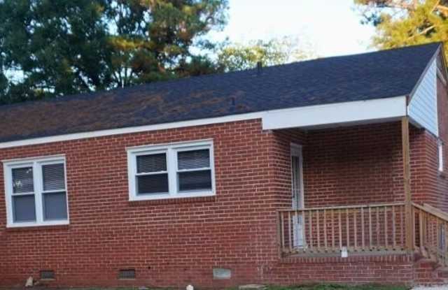 206 Thurston Drive W photos photos