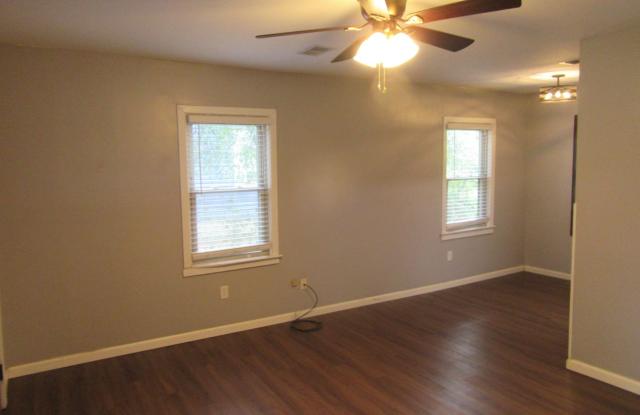 -- Gallery 4