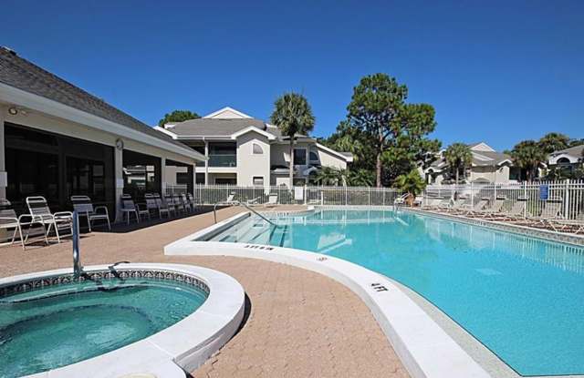 ** EMERALD WOODS ** 2-BED\2-BATH FIRST FLOOR FURNISHED CONDO READY FOR A LONG-TERM TENANT ** GREAT LOCATION ** photos photos
