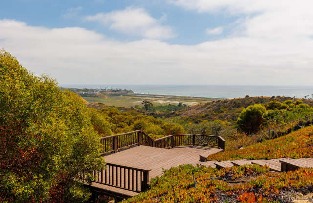 Stunning Views Over Cardiff - Charming Single Family Home photos photos
