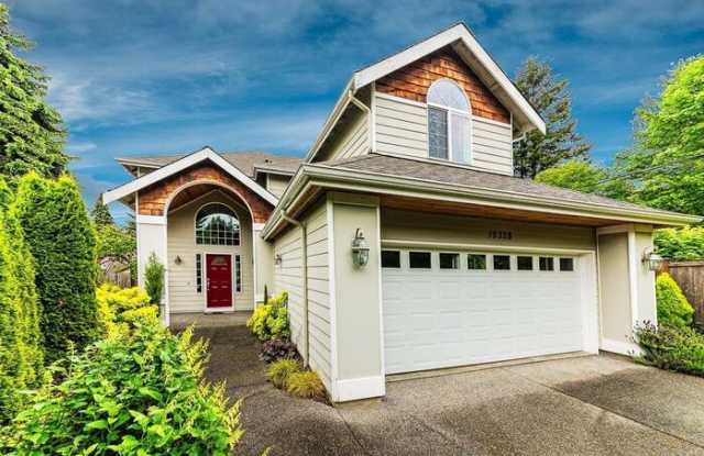 15328 72nd Avenue Northeast - 15328 72nd Avenue Northeast, Kenmore, WA 98028