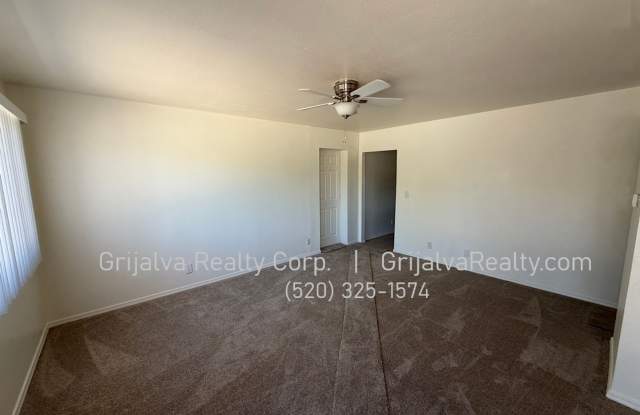 Eastside 4 Bedroom, 1.5 Bath House w/ Large Yard for Rent (Tanque Verde/Pantano) Gallery 4