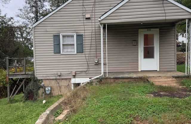 808 D St photos photos