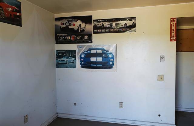 5951 STERLING DR Gallery 3