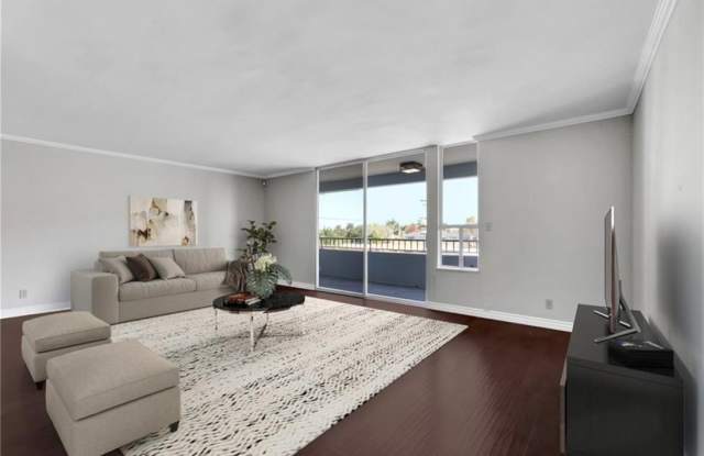 1635 E Ocean Boulevard photos photos