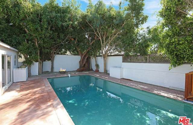 12524 WOODBINE St photos photos