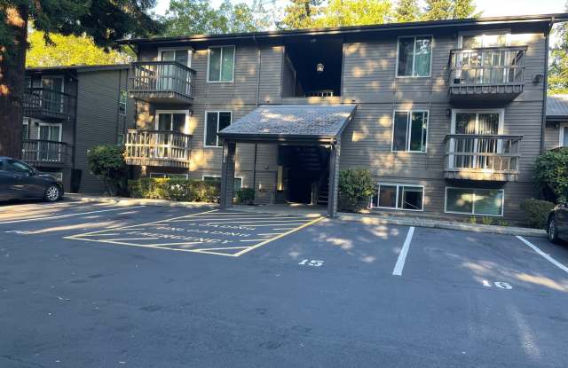 Cozy 2bd Condo in Overlake! photos photos