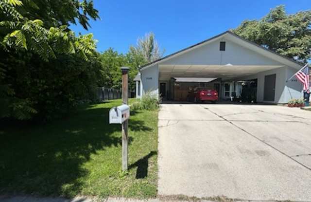 5148 Clinton | Charming Duplex in Desirable location! photos photos 5148 Clinton | Charming Duplex in Desirable location! photos photos
